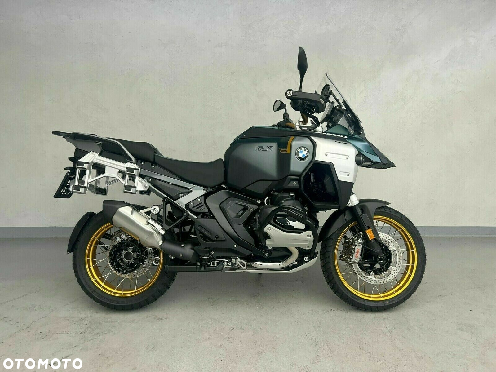 BMW R - 2