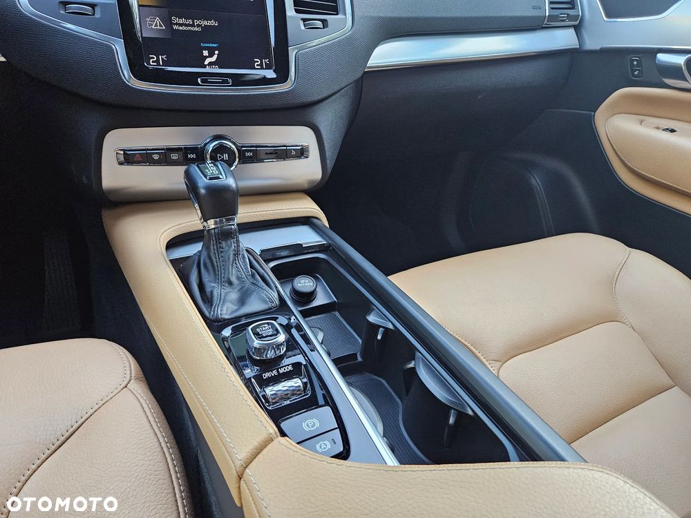 Volvo XC 90 D5 AWD Kinetic 7os - 36