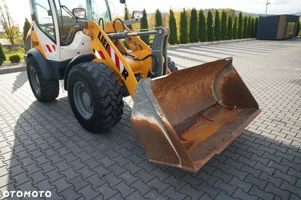 Liebherr L 506c / ŁADOWARKA KOŁOWA / 2021 ROK / - 14