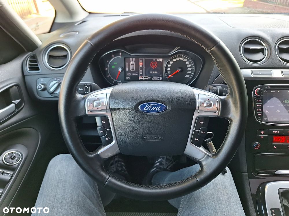 Ford S-Max 2.0 TDCi DPF Titanium X - 11