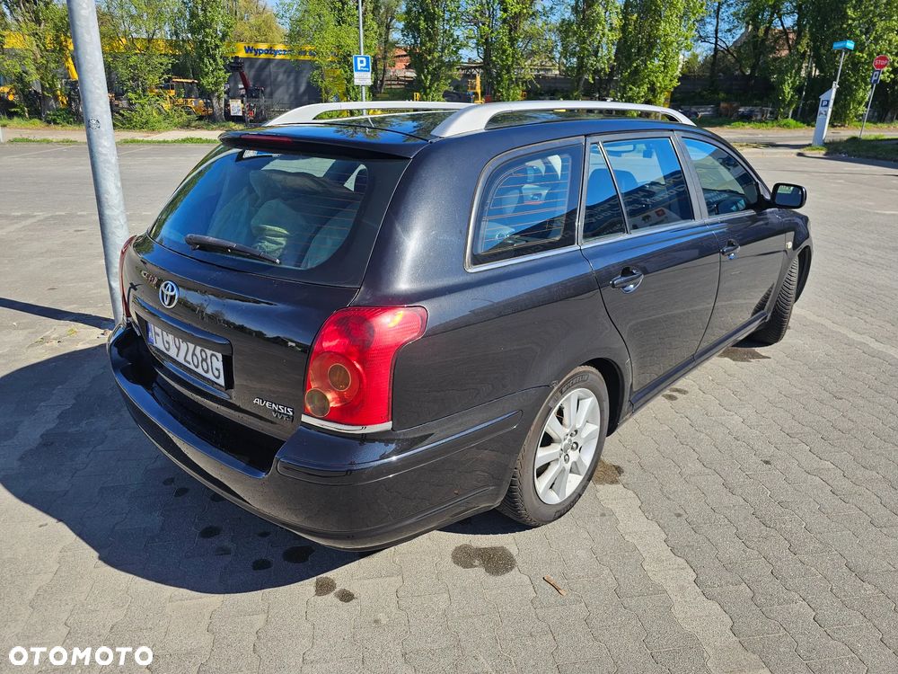 Toyota Avensis 1.8 VVT-i Sol - 5