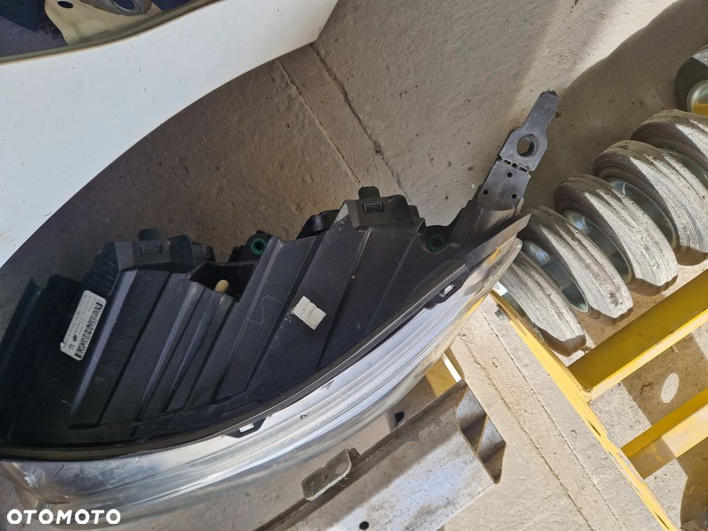 Sprzedam kompletny przód do peugota Experta 2019 - 7