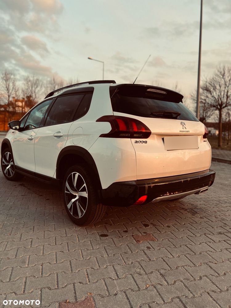 Peugeot 2008 PureTech 110 Stop&Start GT-Line Edition - 11