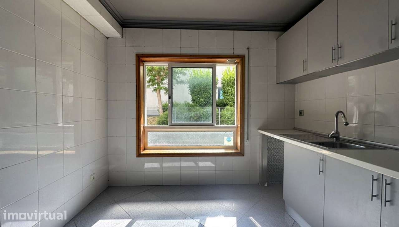 Venda de ótimo apartamento T2, Santa Maria Maior, Viana do Castelo - Grande imagem: 2/28