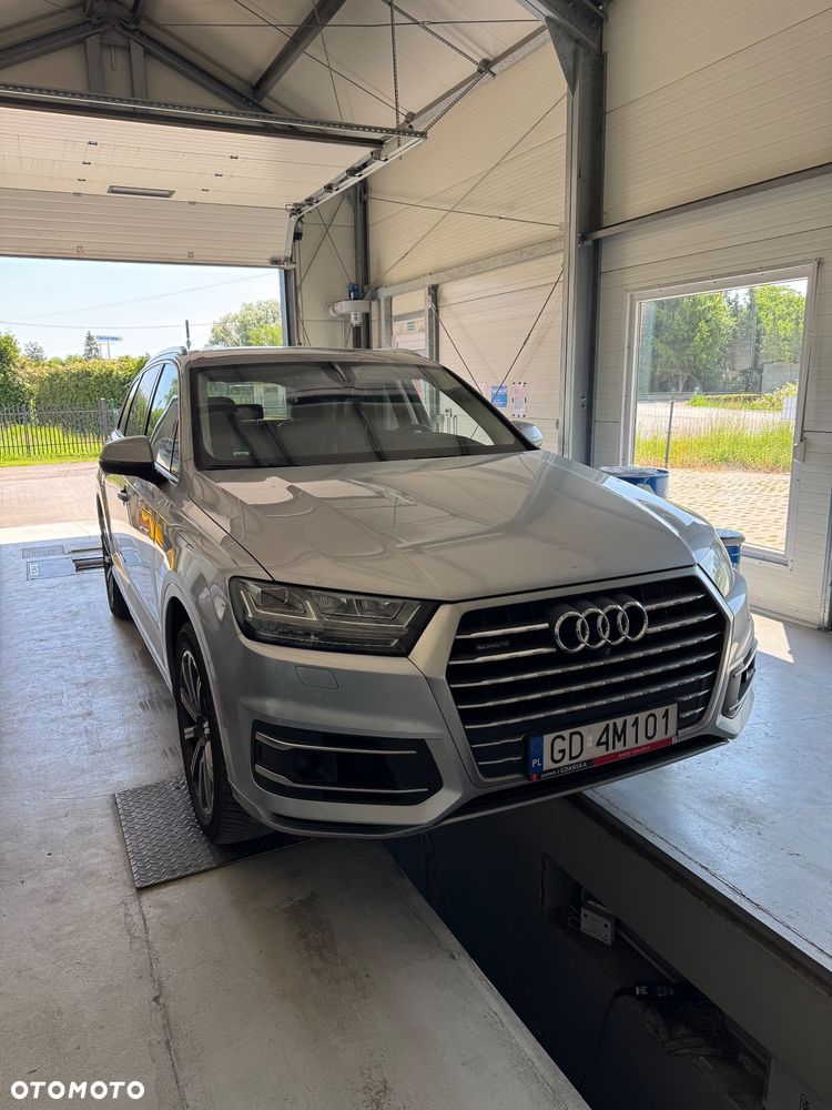 Audi Q7 3.0 TFSI Quattro Tiptronic - 2