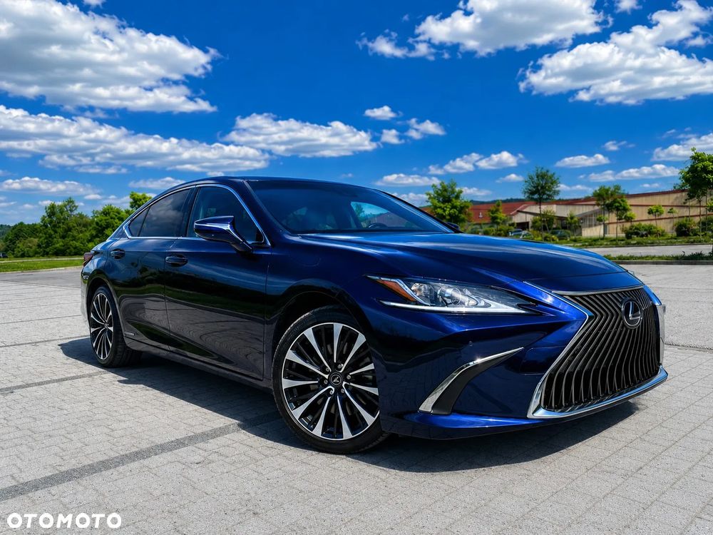 Lexus ES 300h Business Edition + - 1