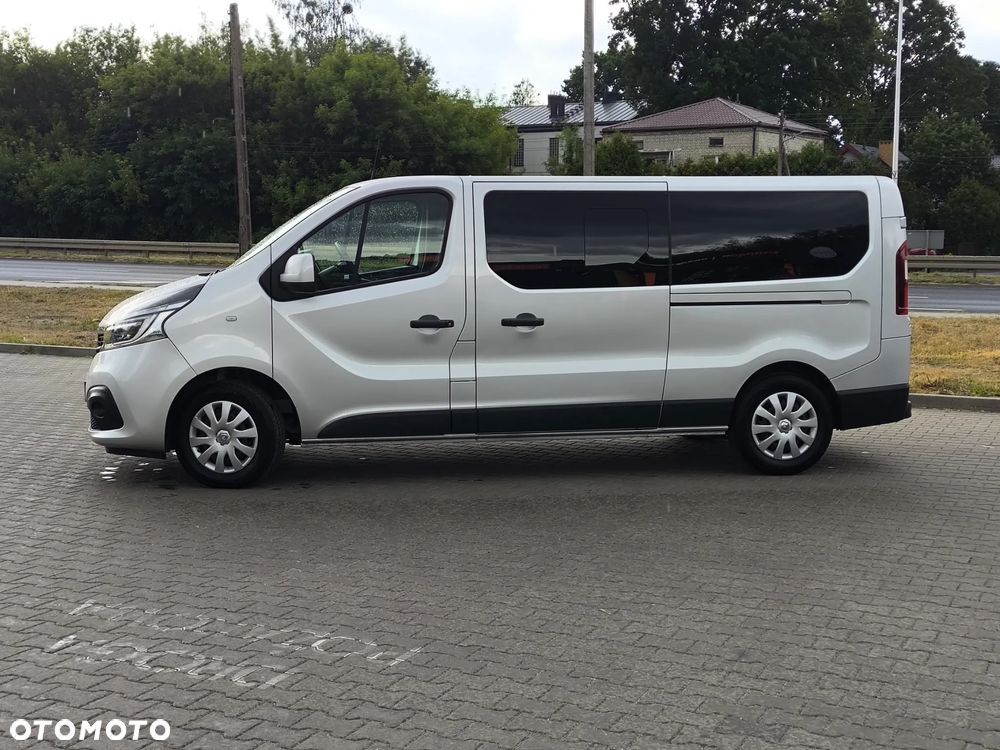 Renault Trafic Grand 2.0 dCi EDC - 4