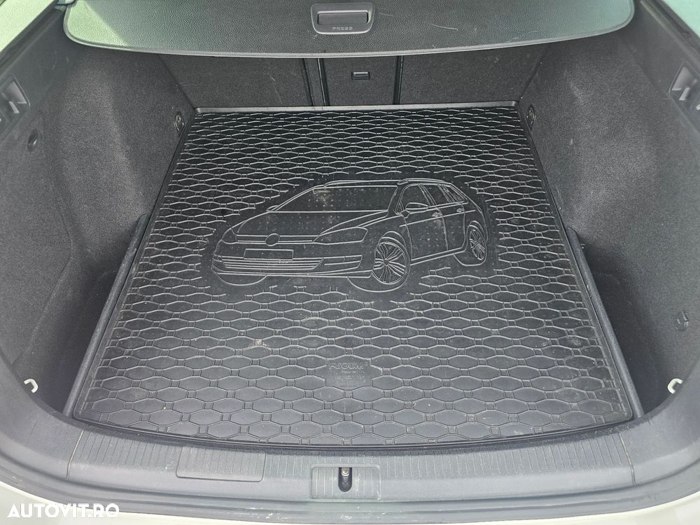 Volkswagen Golf 2.0 TDI BMT Highline - 22