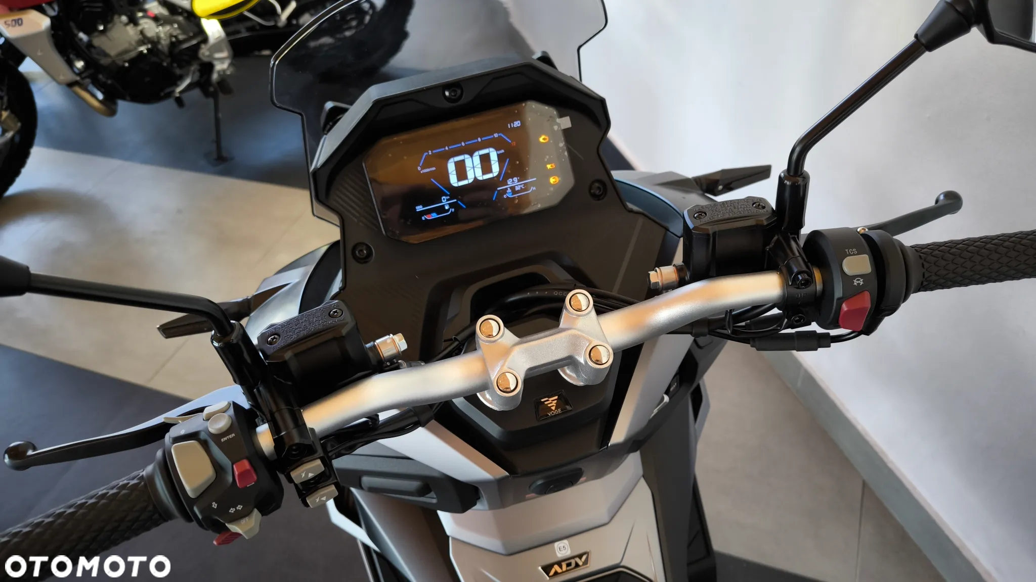 VOGE SR1 - 10