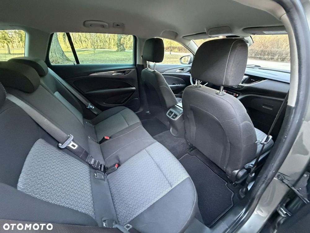 Opel Insignia - 27
