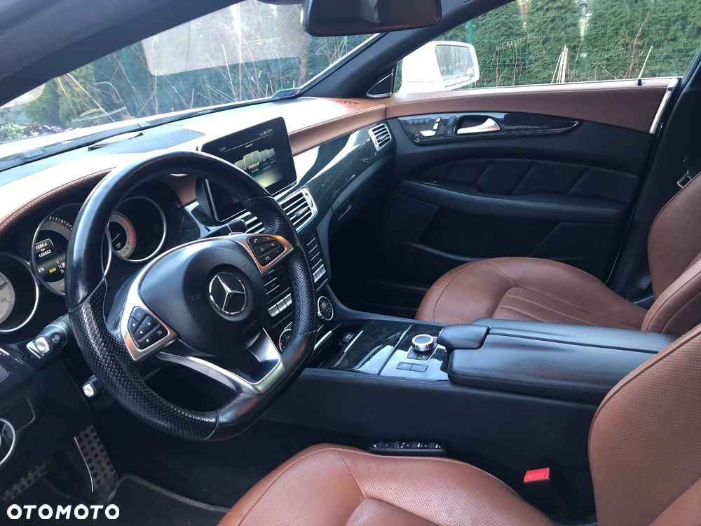 Mercedes-Benz CLS 350 (BlueTEC) d - 2