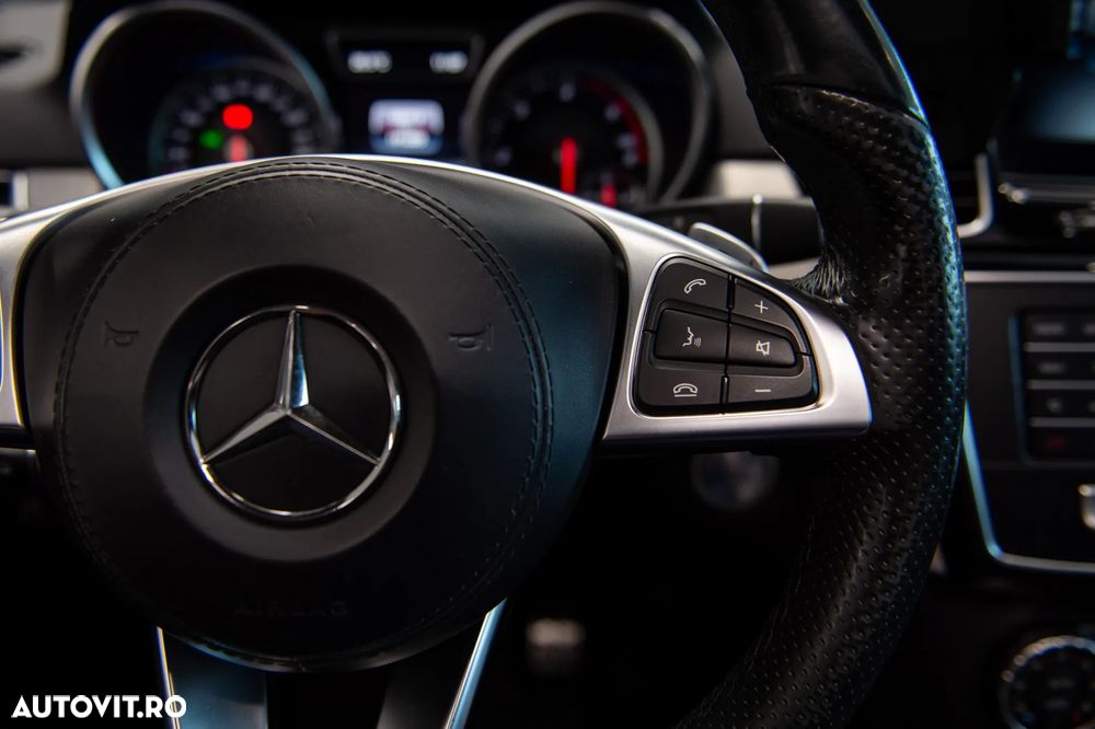 Mercedes-Benz GLS 350 d 4MATIC 9G-TRONIC AMG Line - 18