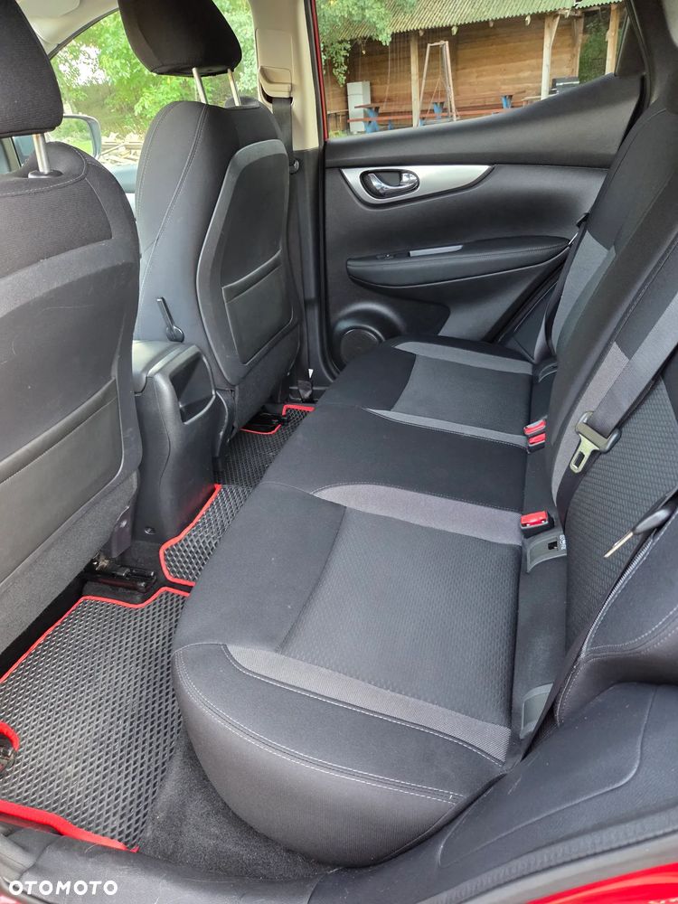 Nissan Qashqai 1.5 dCi N-Connecta - 12