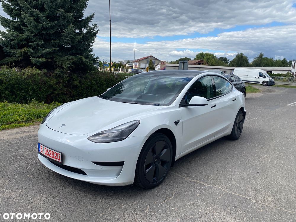 Tesla Model 3 Long Range RWD - 3