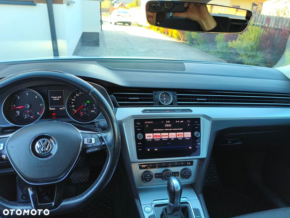 Volkswagen Passat 2.0 TDI SCR Comfortline DSG - 15