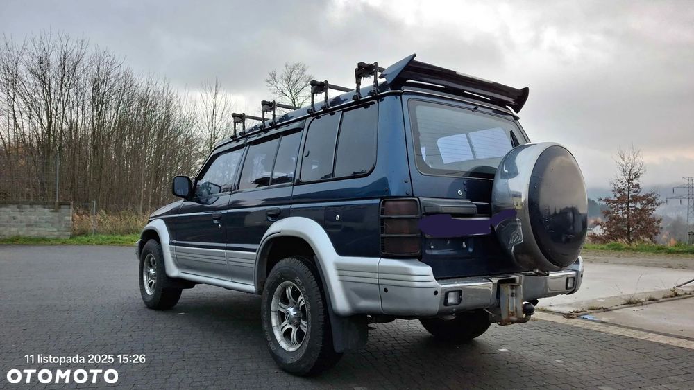 Mitsubishi Pajero - 4