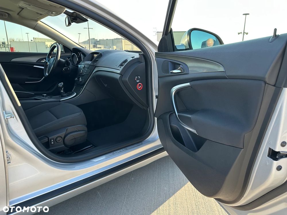 Opel Insignia 2.0 CDTI - 32