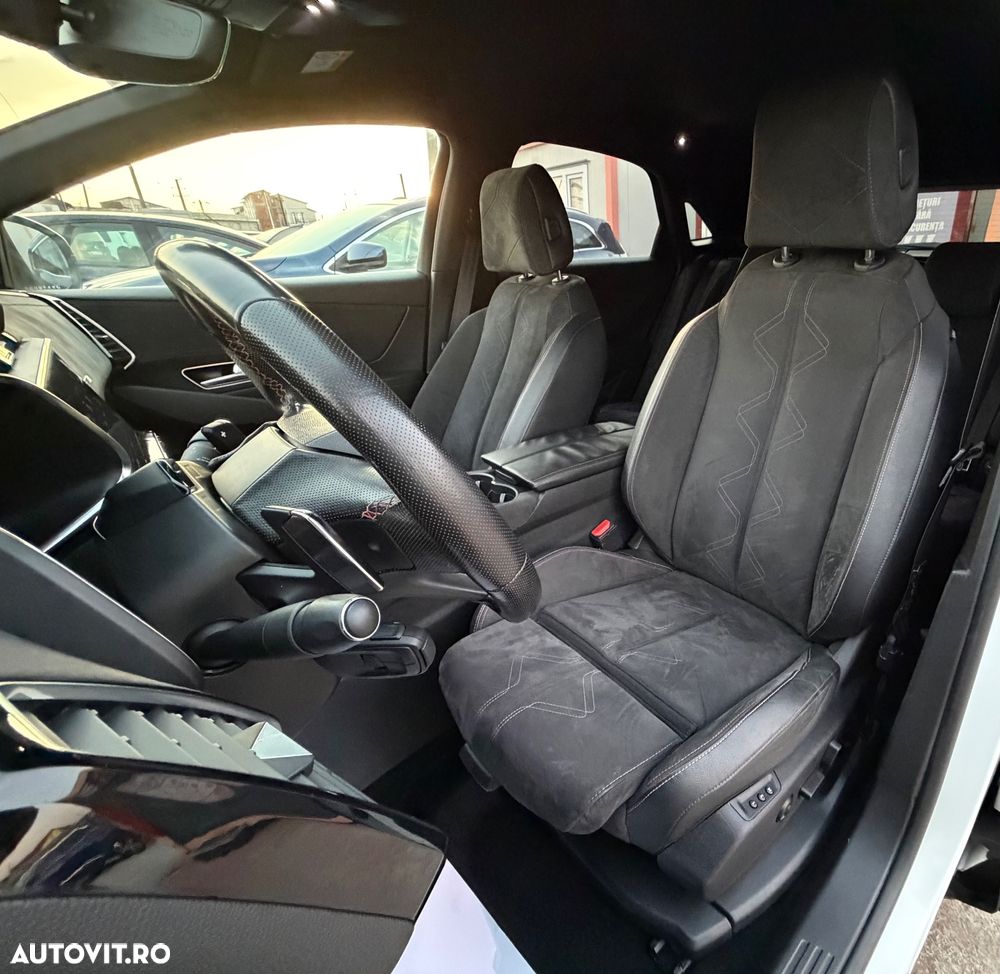DS Automobiles DS 7 Crossback - 28