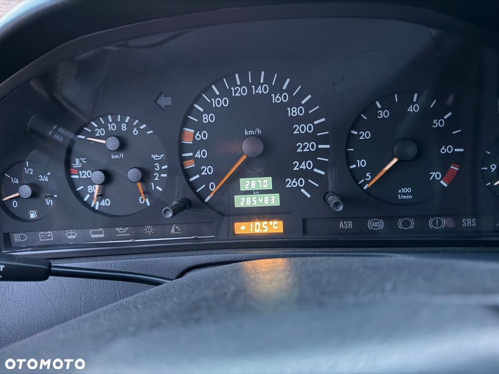 Mercedes-Benz SL 320 - 9