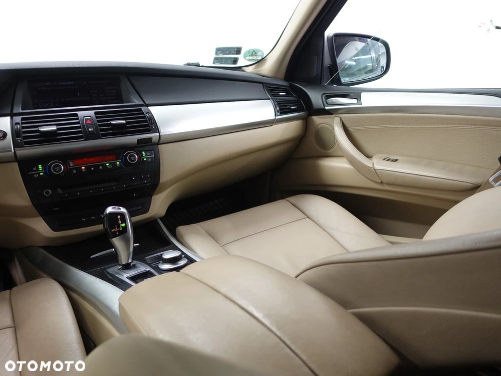 BMW X5 xDrive30d - 37