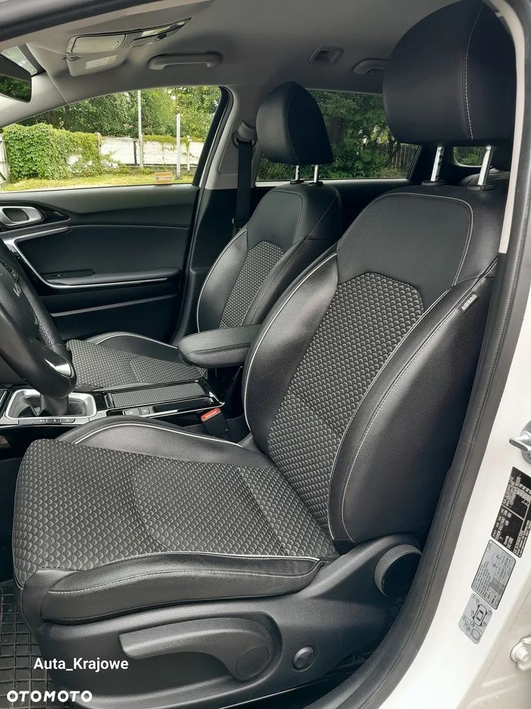 Kia Ceed 1.5 T-GDI Business Line - 28