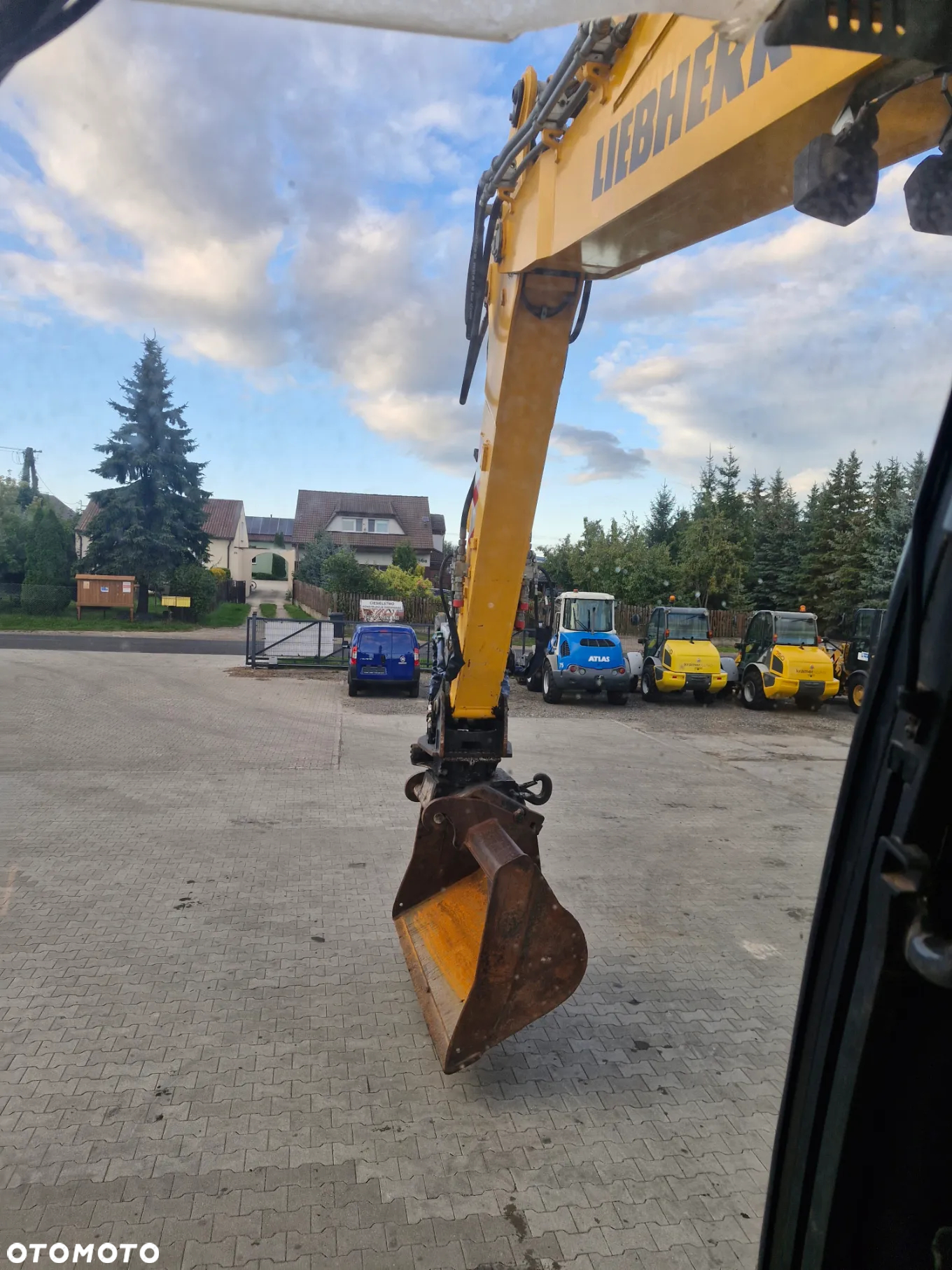 Liebherr 916 - 13