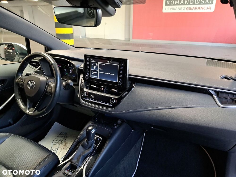 Toyota Corolla - 12