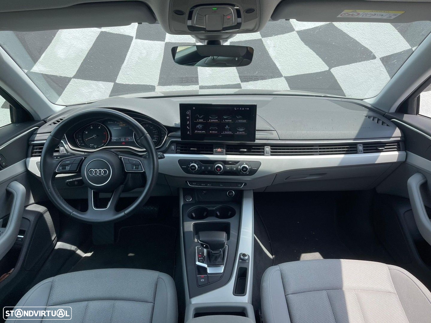 Audi A4 Avant 30 TDI Advanced S tronic - 2