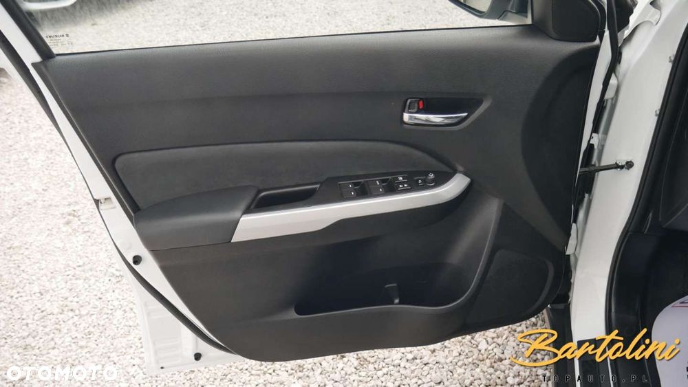 Suzuki Vitara - 12