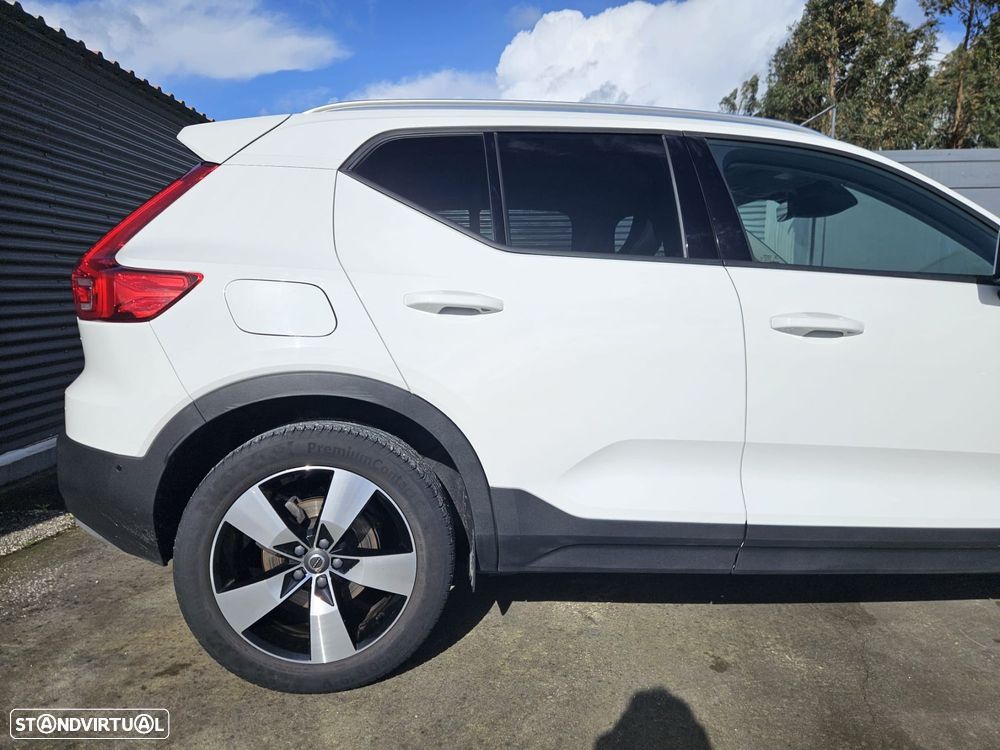 Volvo XC 40 D4 AWD Geartronic Momentum Pro - 7