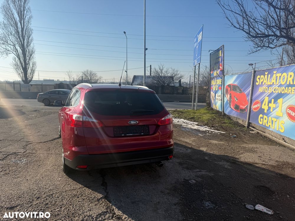 Ford Focus 2.0 TDCI DPF Powershift Titanium - 7