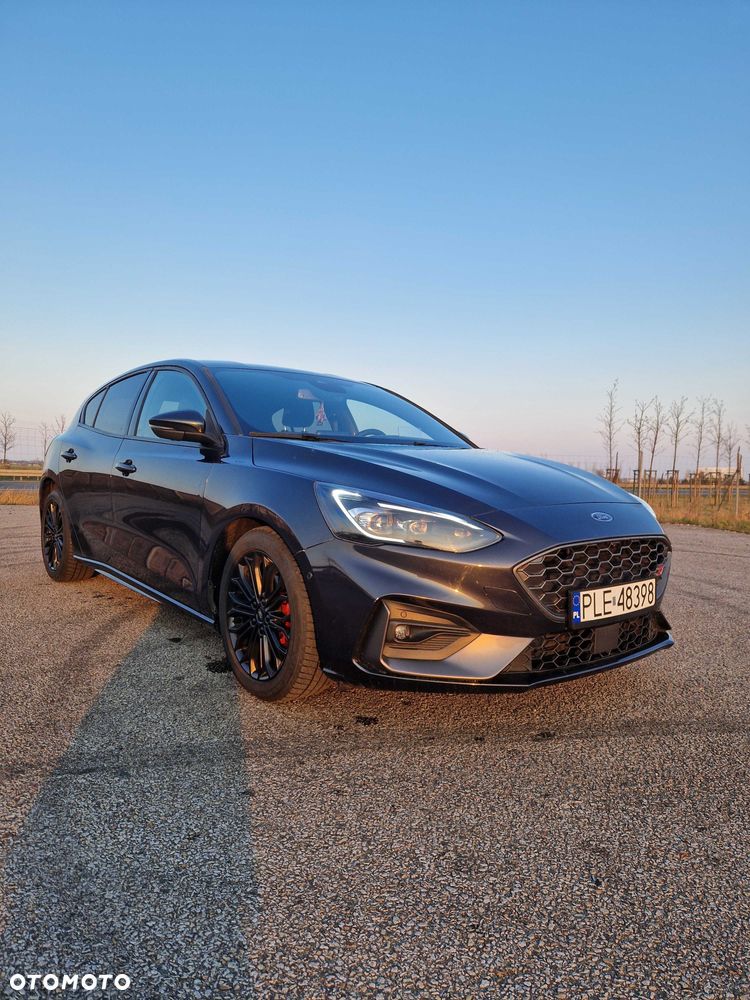 Ford Focus - 2