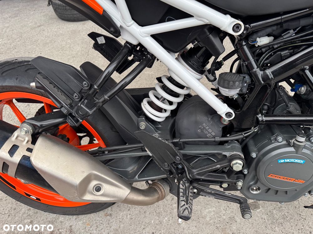 KTM Duke - 28