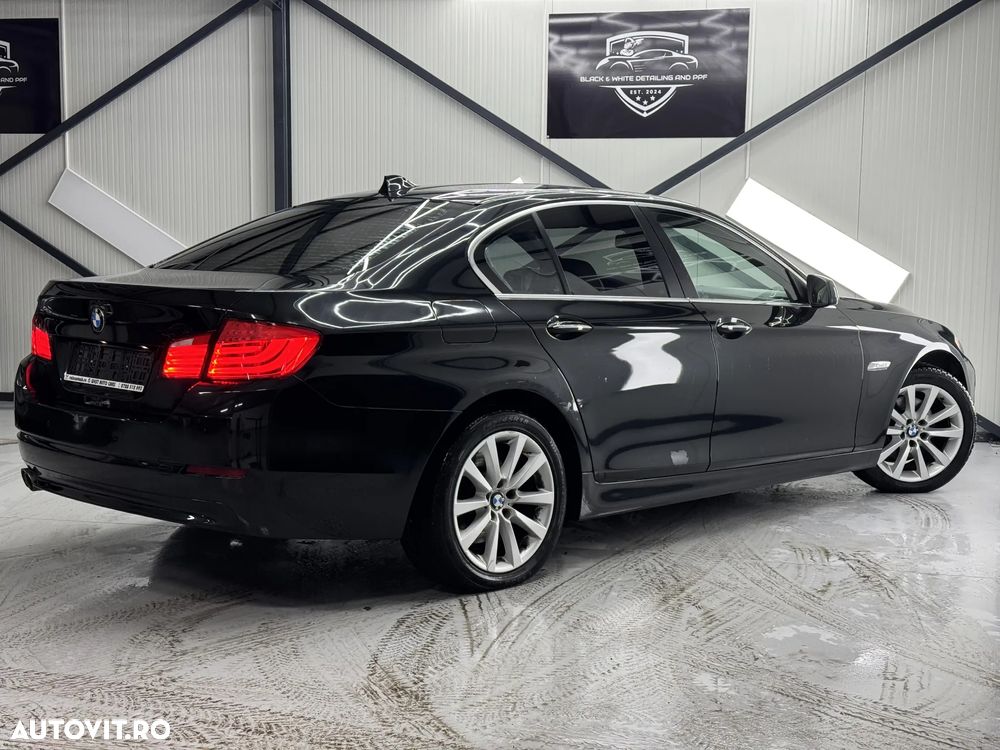 BMW Seria 5 520d Aut. - 14