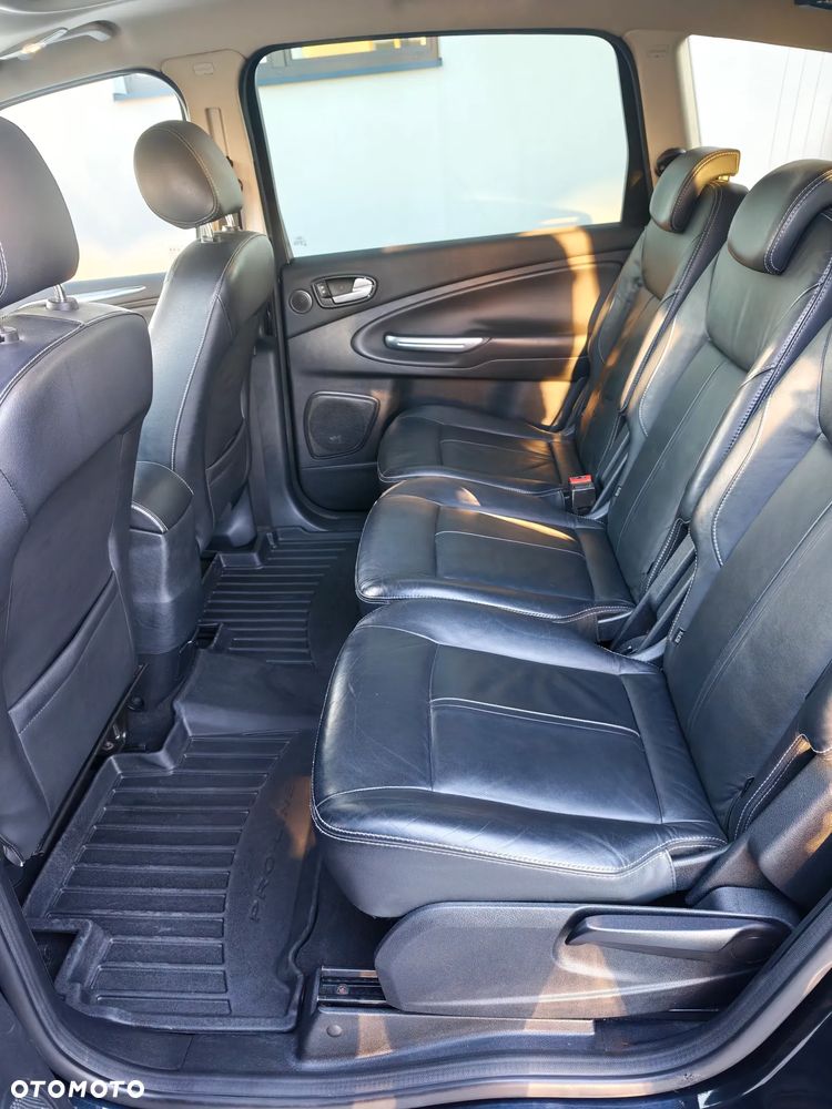 Ford S-Max 2.0 TDCi DPF Titanium - 14