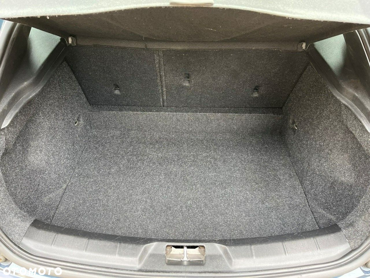 Volvo V40 D2 Momentum - 28
