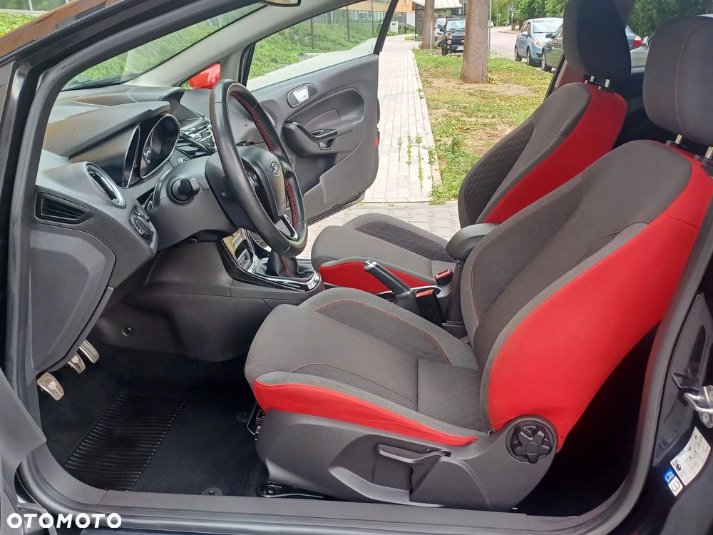 Ford Fiesta - 18
