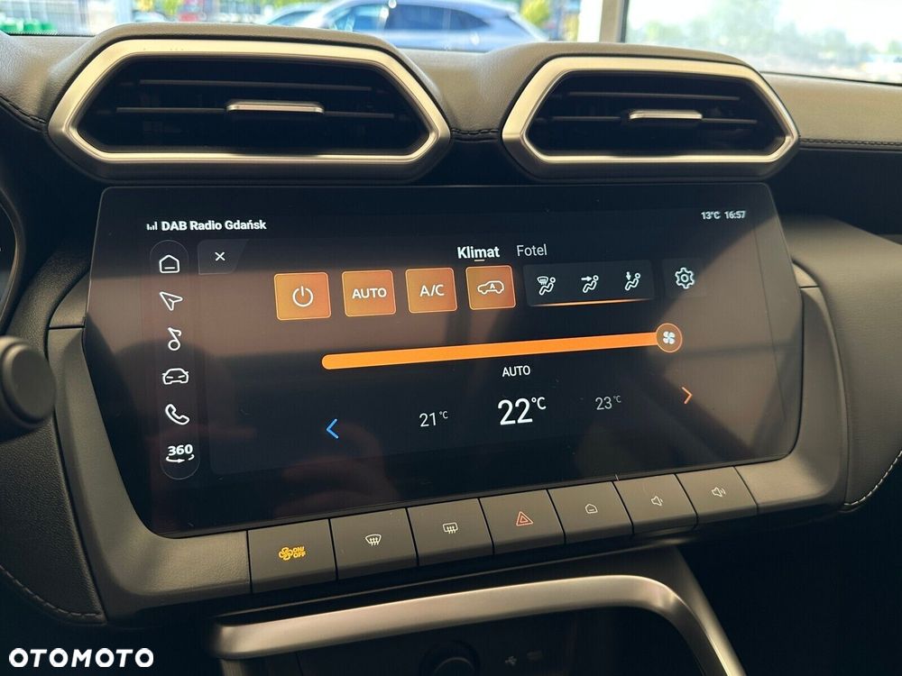MG ZS Hybrid+ - 26