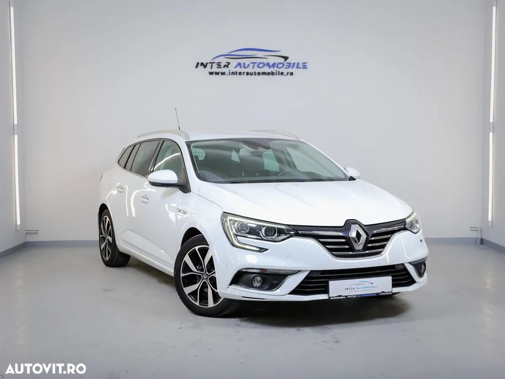 Renault Megane TCe 115 GPF LIMITED - 11