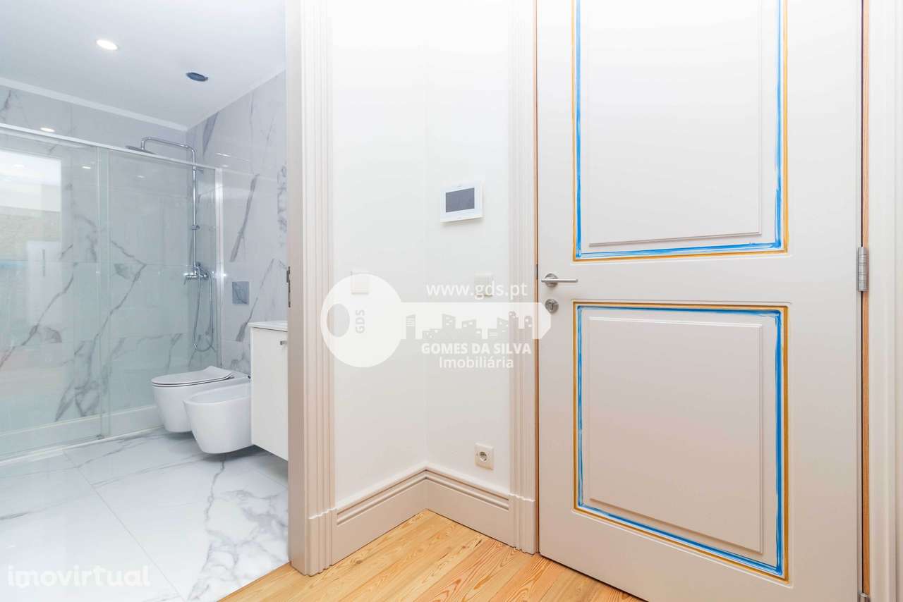 Apartamento T1 - 3º piso - Grande imagem: 4/21