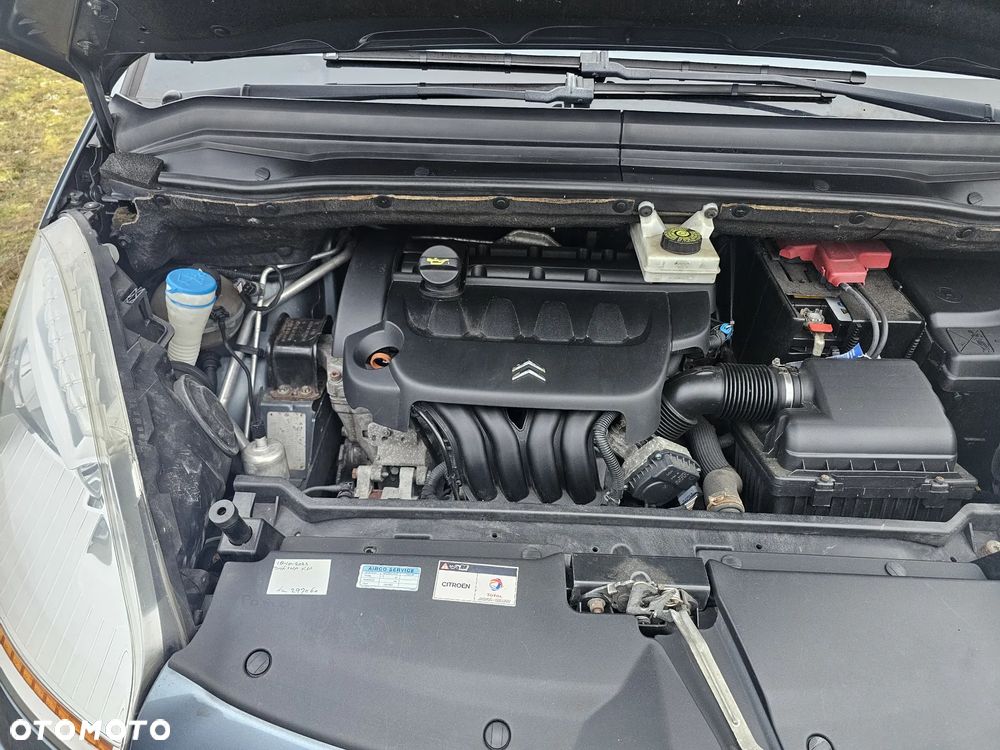 Citroën C4 Grand Picasso 2.0 16V 7-Sitzer EGS6 Exclusive - 23