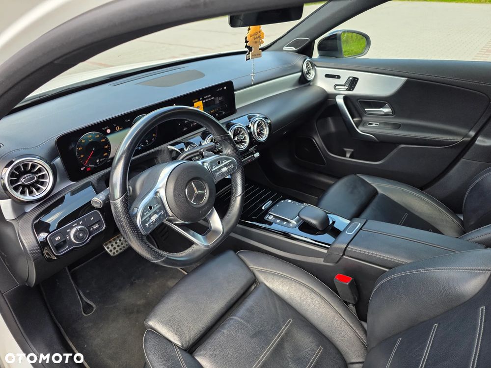 Mercedes-Benz Klasa A 200 d AMG Line 8G-DCT - 15