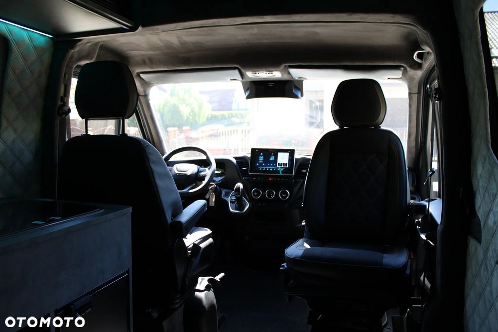 Iveco Daily 35S18 - 18