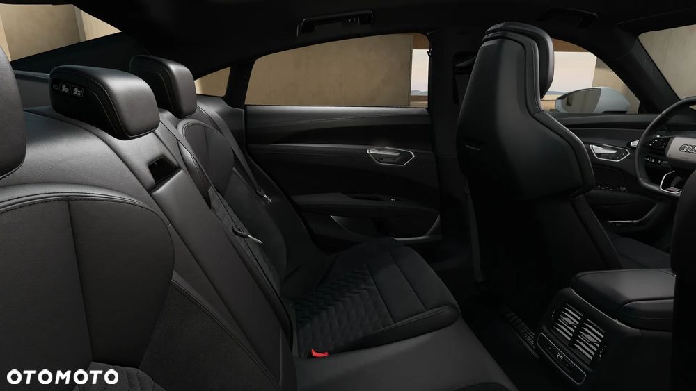 Audi e-tron GT 105kWh S Quattro - 11