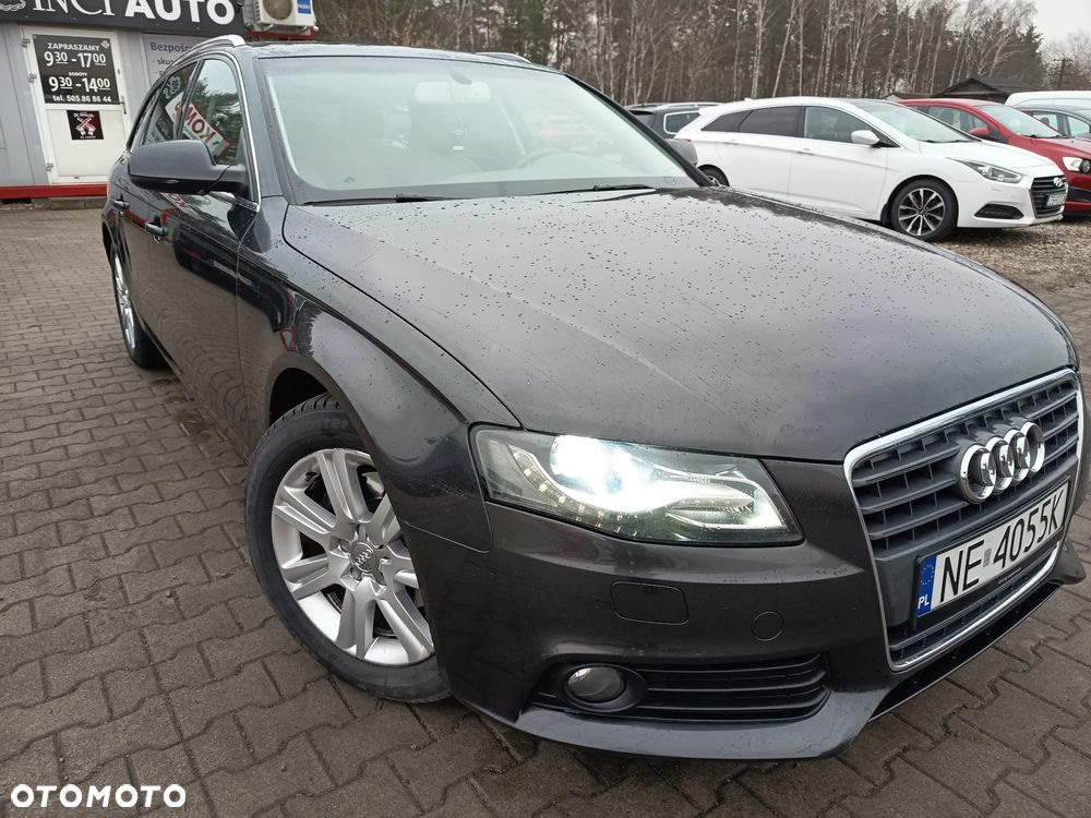 Audi A4 Avant 2.0 TDI DPF S line Sportpaket (plus) - 2