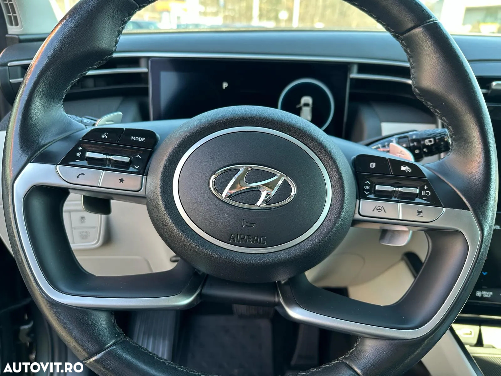 Hyundai Tucson HEV 1.6 l 230 CP 4WD 6AT Luxury - 12
