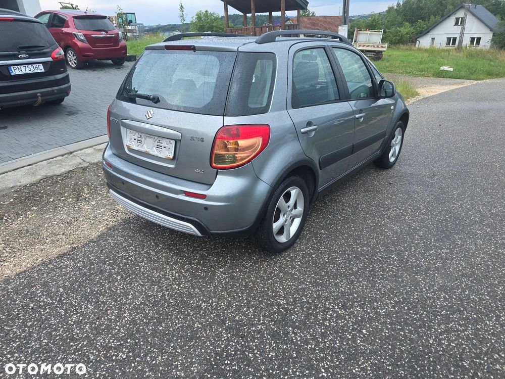 Suzuki SX4 1.9 DDiS DPF 4x4 Comfort - 3