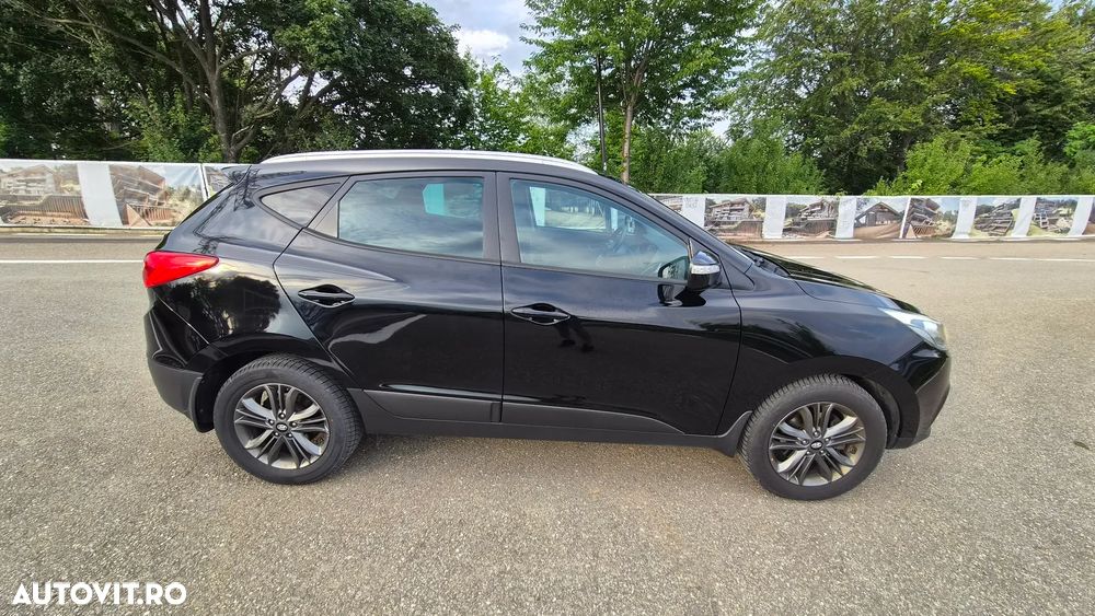 Hyundai ix35 2.0 CRDI 4WD Automatik Premium - 17