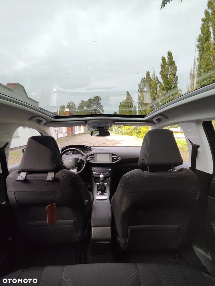 Peugeot 308 1.6 THP Allure - 25