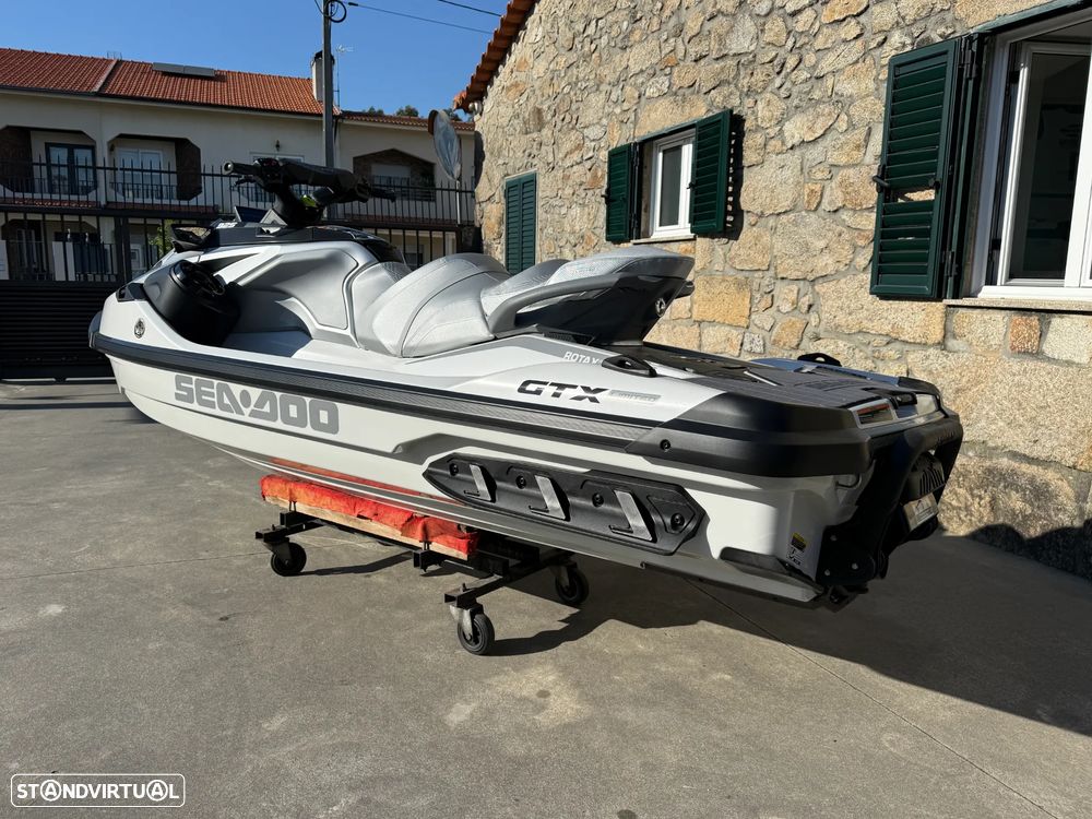 Sea-Doo GTX 325 - 3